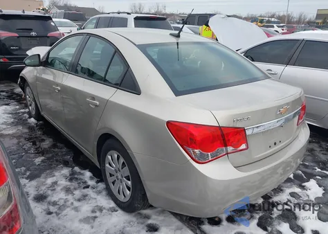 2013 Chevrolet Cruze Ls Auto z USA, uszkodzony, nr VIN 1G1PA5SH6D7147487